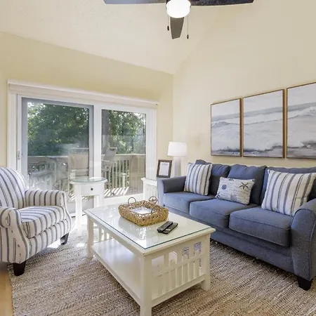 2359 Racquet Club Villas